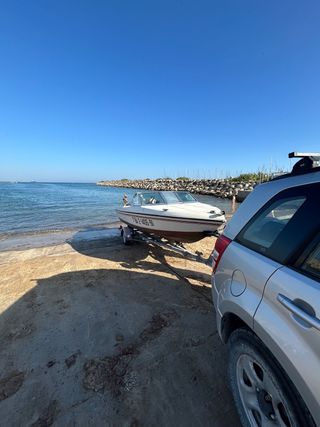 Barco GLASTRON LA RAYA en muy buen estado
