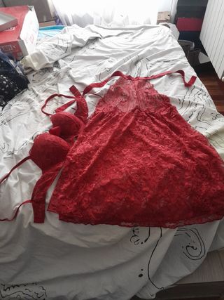 Camisón encaje rojo con sujetador a juego Talla M