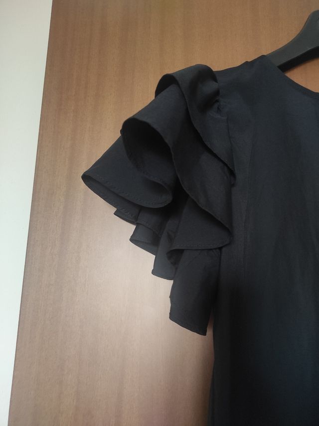 Maglia nera maniche corte donna