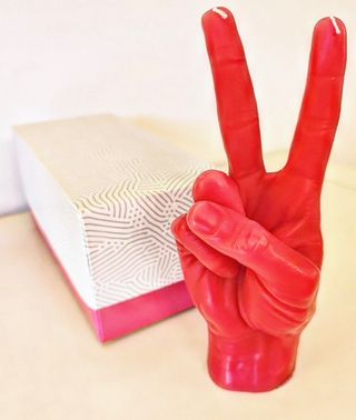 Candela a marchio Candlehand, modello "Victory"