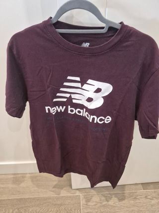 Camiseta New Balance Morada