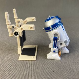 STAR WARS | R2-D2 (Royal Starship Droids) | 2012