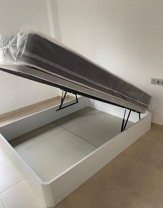 Canapés y colchónes en oferta!