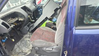 Asiento conductor Nissan Terrano II