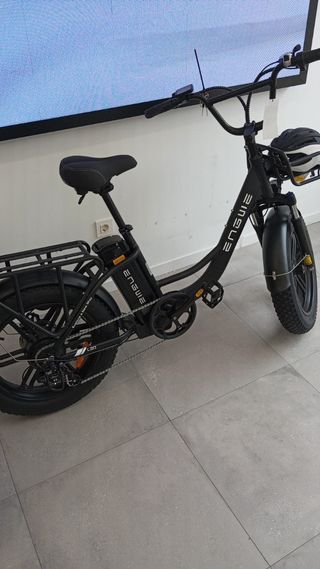 Bicicleta Eléctrica ENGWE Fat Bike