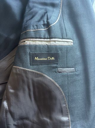 Traje gris