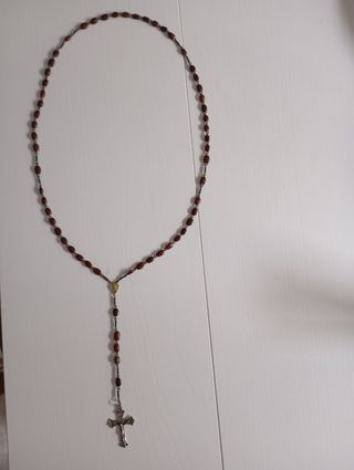 Rosario antiguo con estuche de cuero