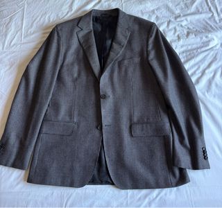Traje de hombre gris