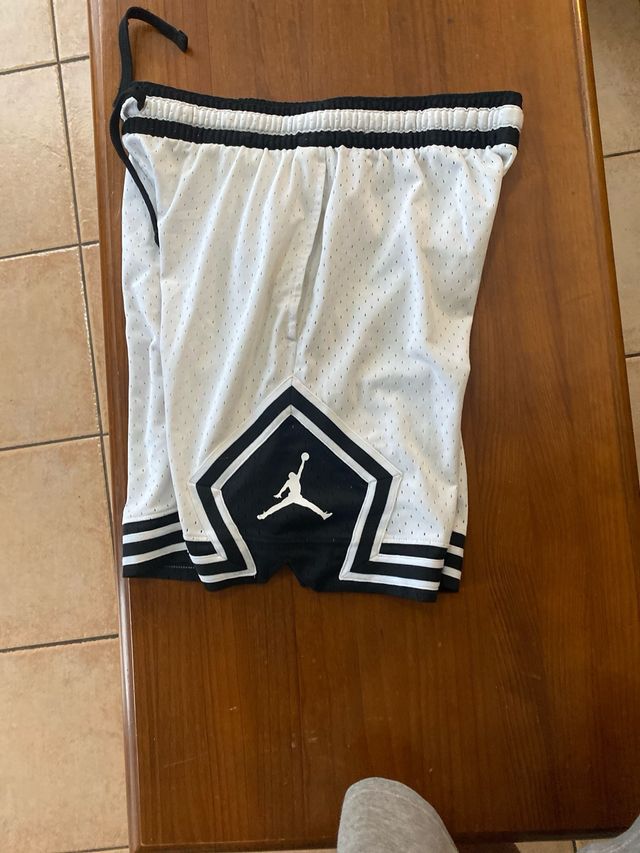 Pantalones Cortos Jordan Blancos Talla M