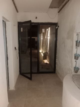 Ventanal climalit ,negro con 2 meses de uso