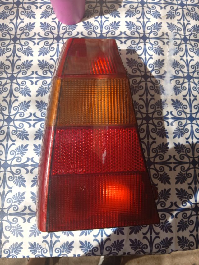 Piloto trasero Citroën AX