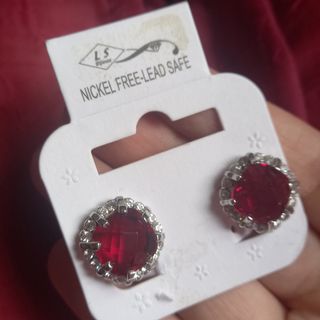 Orecchini clip LS Bijoux pietra rossa