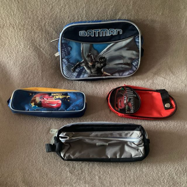 Set di 5 valigie scolastiche per Batman, Cars e Star Wars