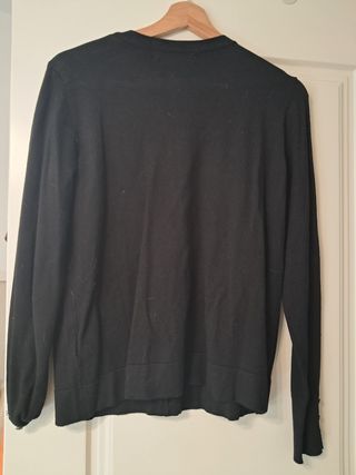 Chaqueta Negra con Botones Joya