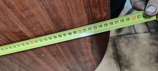 Se regala Mesa de oficina redonda de madera
