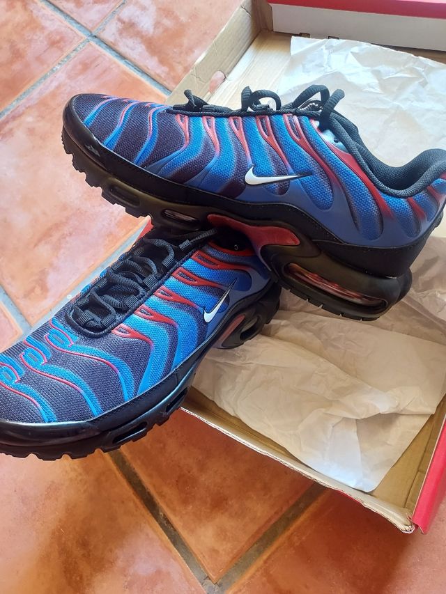 Zapatillas Nike Tn Azules y Rojas