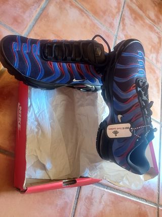 Zapatillas Nike Tn Azules y Rojas