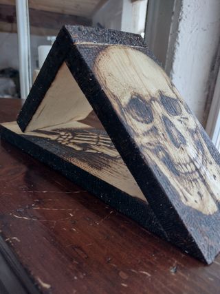 Pirografia Teschio su Legno