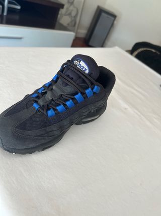 Nike Air Max 95 Talla 37.5 Negro/Azul