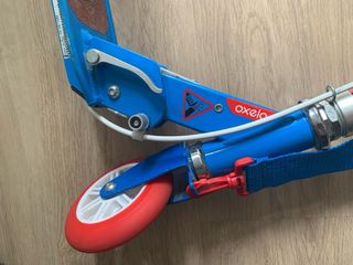 Patinete Oxelo Play 5 Azul Niños  excelente estado