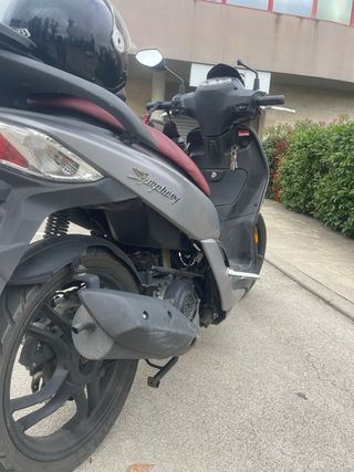 Ciclomotor SYM 49cc Gris