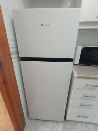 Nevera Hisense 2 puertas