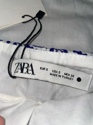 Pantalón corto Zara bordado azul Talla S