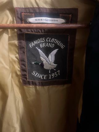 Chaqueta Chevignon Negra con Cuello,vintage