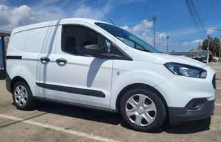 Ford Transit Courier 2021
