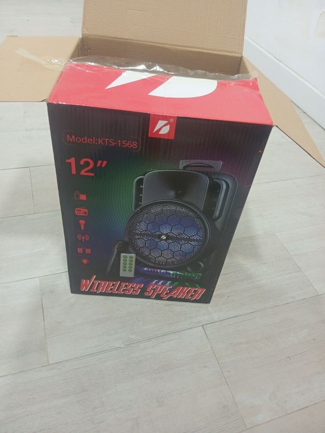 Altavoz con gran sonido.