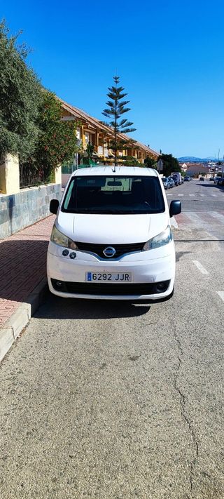 Nissan NV200 2016