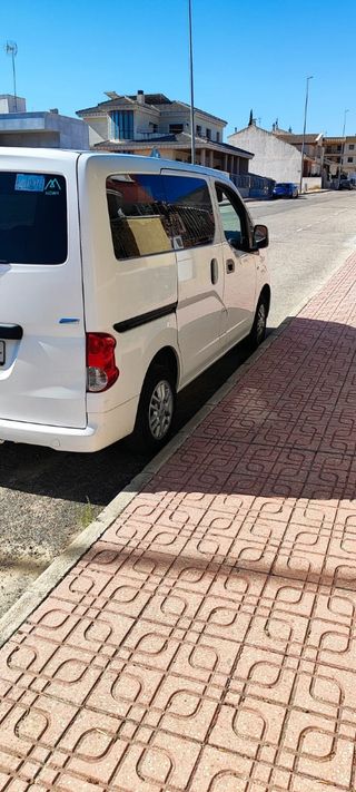 Nissan NV200 2016