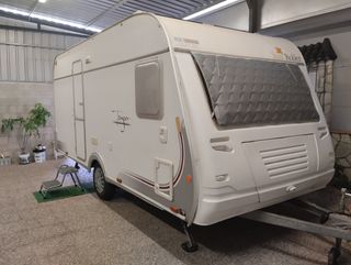 Caravana Sun Roller Tango completamente autónoma