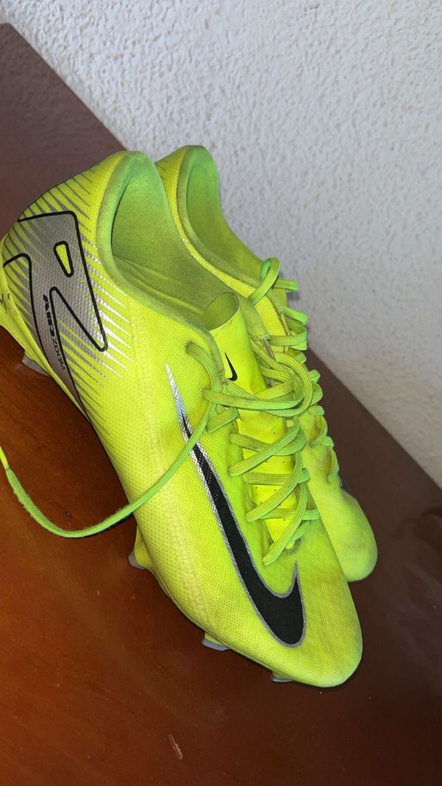 Botas de fútbol Nike Mercurial Amarillas