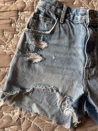 Shorts vaqueros rotos mujer