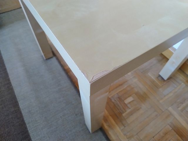 Mesita de centro IKEA madera clara