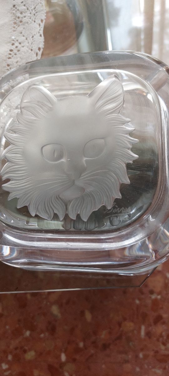 Cenicero de cristal Sevrès con gato