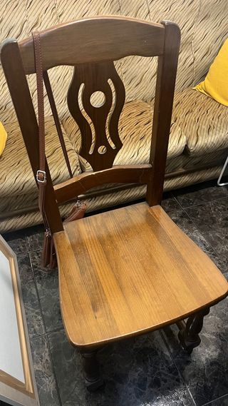 Mesa extensible de madera con 3 sillas