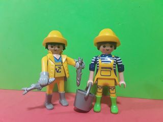 Playmobil Pescadores con Peces y Cubo