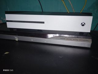 Xbox One S Blanca