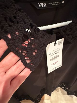 Preciosa Camisa de Zara, con Encaje Talla L
