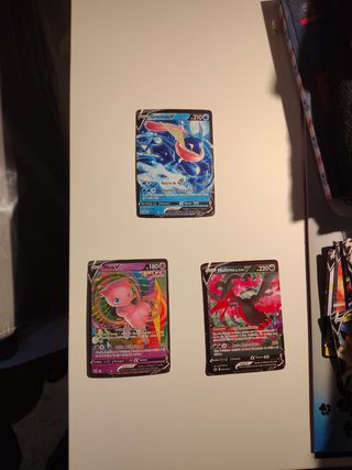 12 Cartas Pokémon V puedes pedirlas individuales
