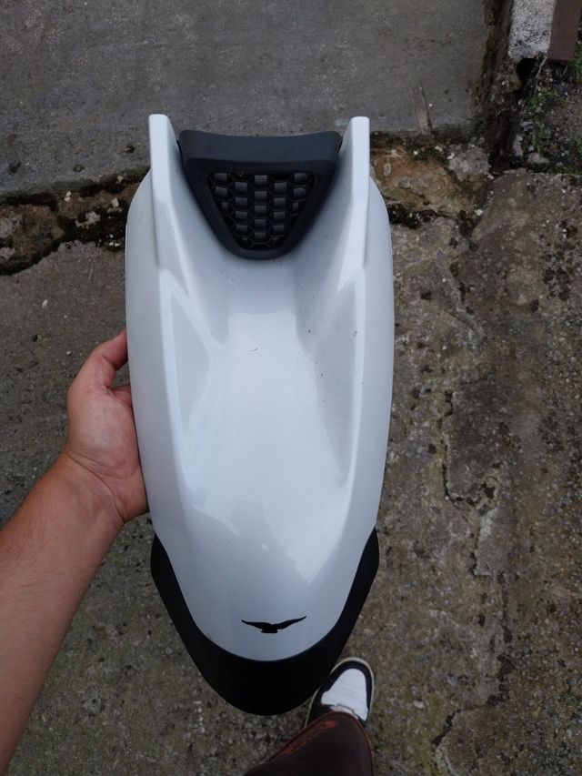 Guardabarros delantero Moto Guzzi V85TT