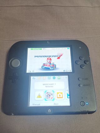 Nintendo 2DS Azul/Negro + Mario Kart 7