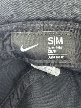 Gorro pescador Nike Negro Talla S/M