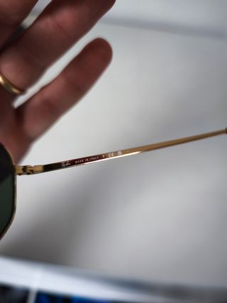 Gafas de sol Ray-Ban doradas