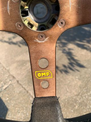Volante deportivo OMP para VW Golf MK2
