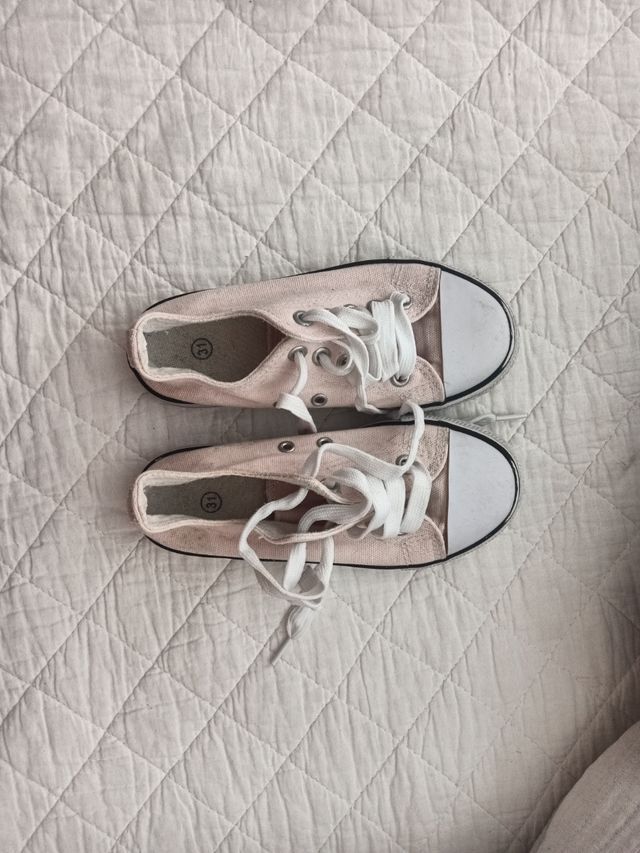 Bambas rosas niña talla 31 tipo converse
