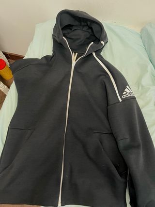 Sudadera Adidas Negra con Cremallera