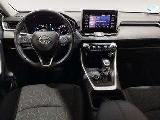 Toyota Rav4 Hybrid 4x4 Business